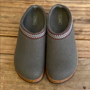LL Bean Gray Wool Slip On Mule Flat Shoe SZ 7M EUC